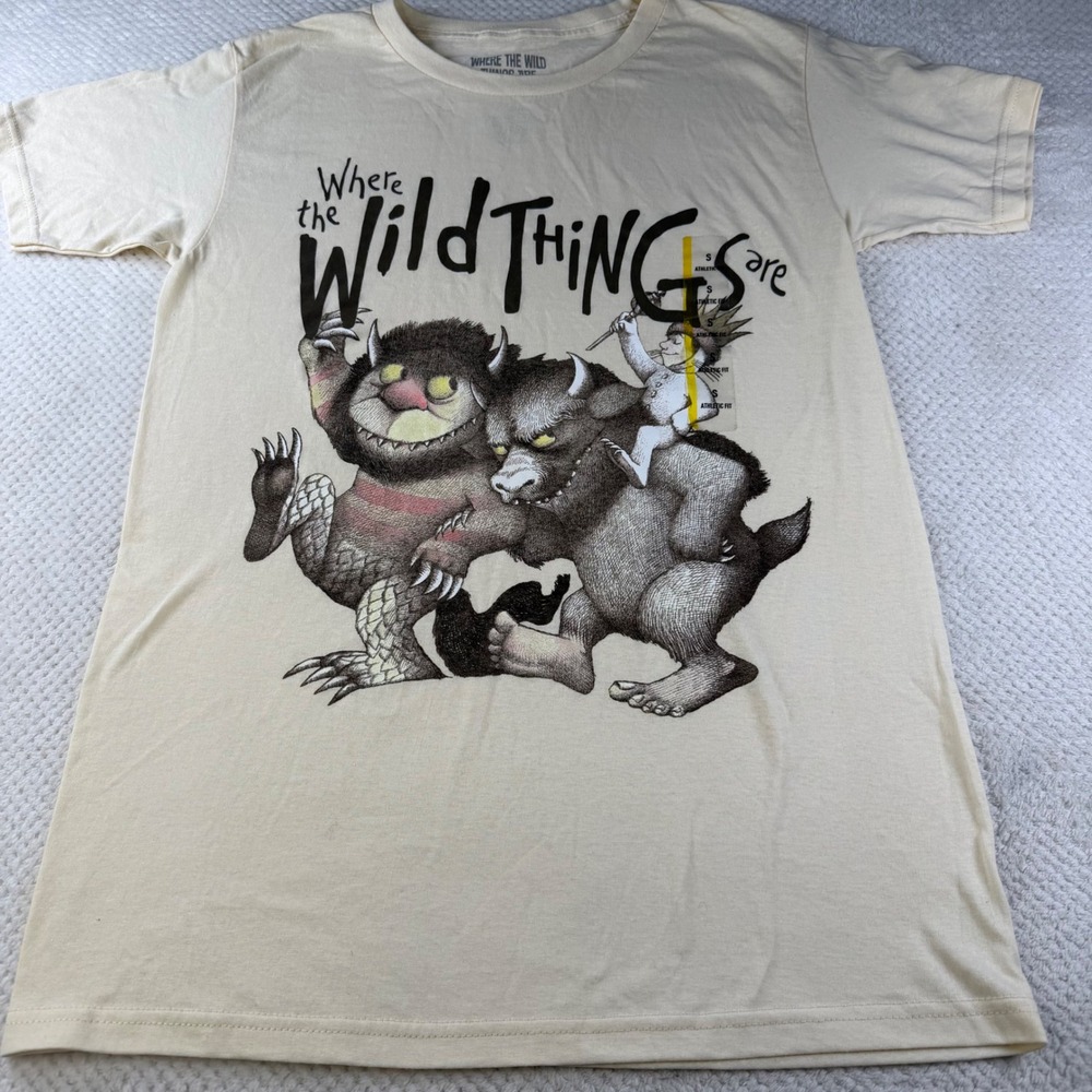 Where The Wild Things Are Mens Small Cream Graphic T-Shirt Athletic Fit Cotton
